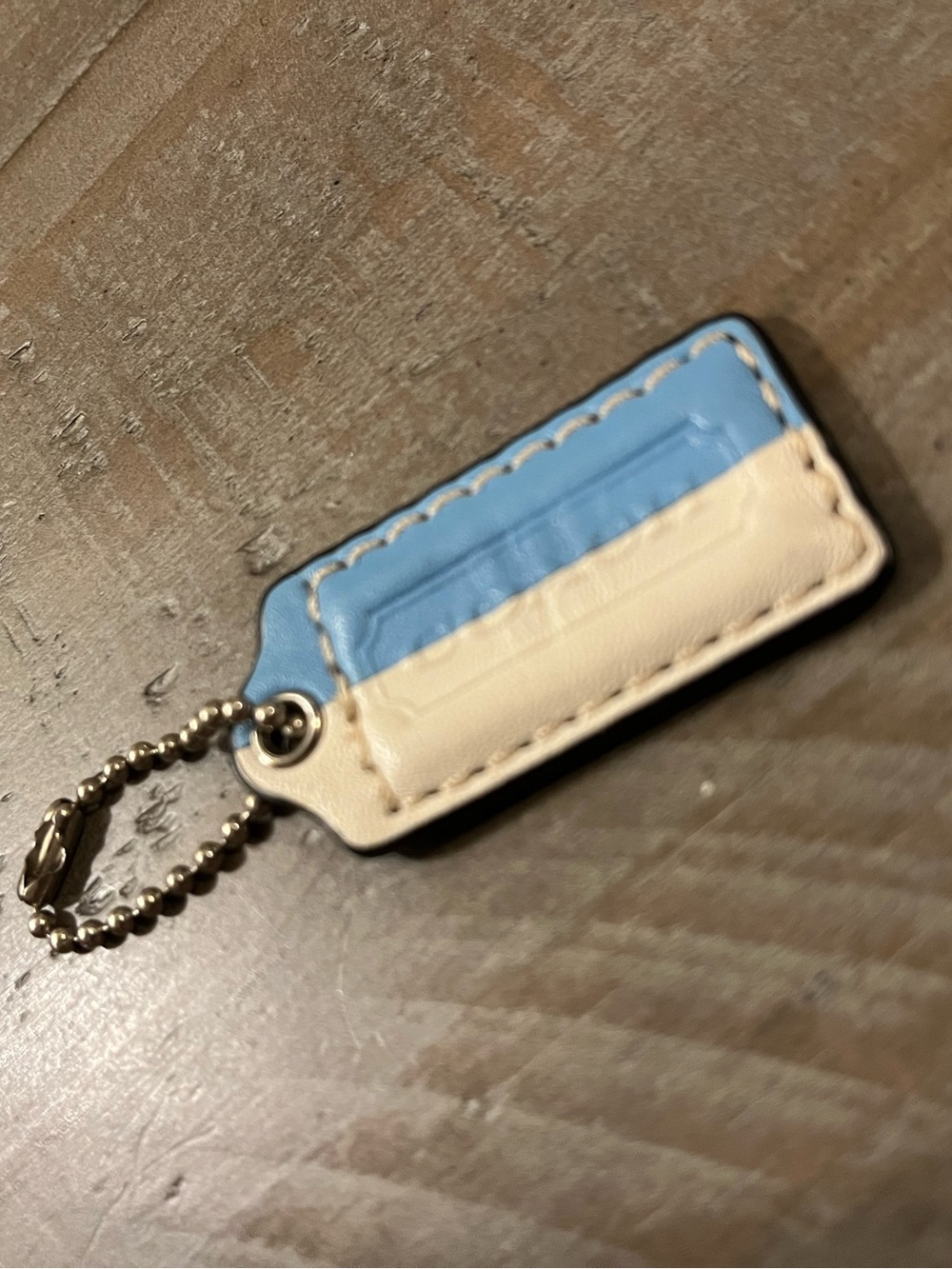 Coach Blue and Cream Leather Hang Tag - Picture 2 of 5